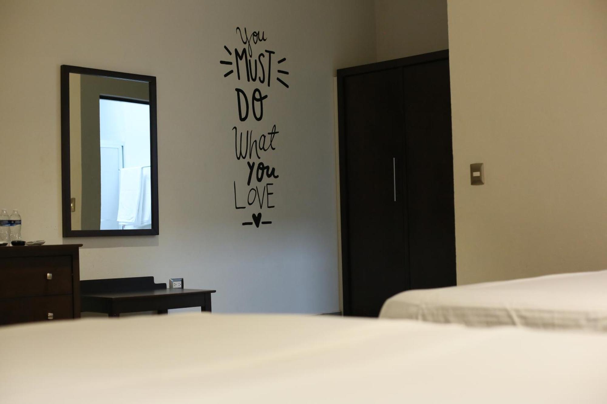 Punto Madero Hotel & Plaza Mocorito Екстериор снимка